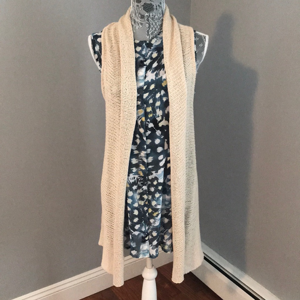 Cabi Sleeveless Vest  Style 717